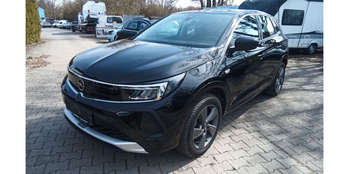 Opel Grandland (X) 34.600 km 17.250 &euro; Aiterhofen bei Straubing 94330