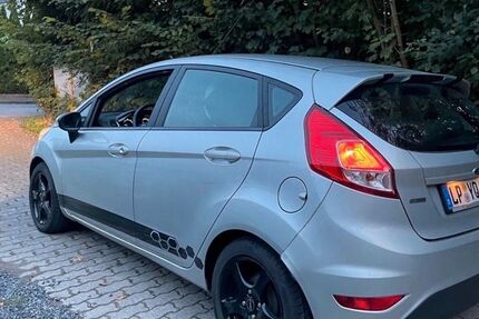 Ford Fiesta 232.000 km 3.149 &euro; Anröchte 59609