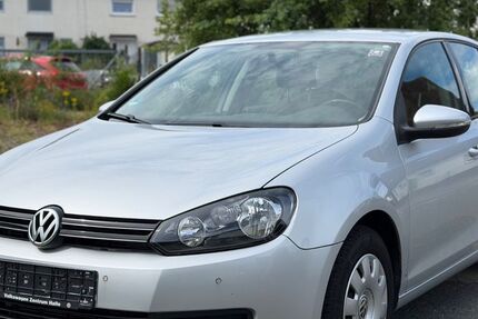 VW Golf 228.000 km 2.690 &euro; Eckental 90542