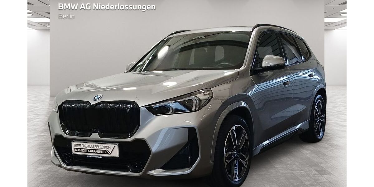 BMW iX1 19.377 km 43.900 &euro; Berlin 14057