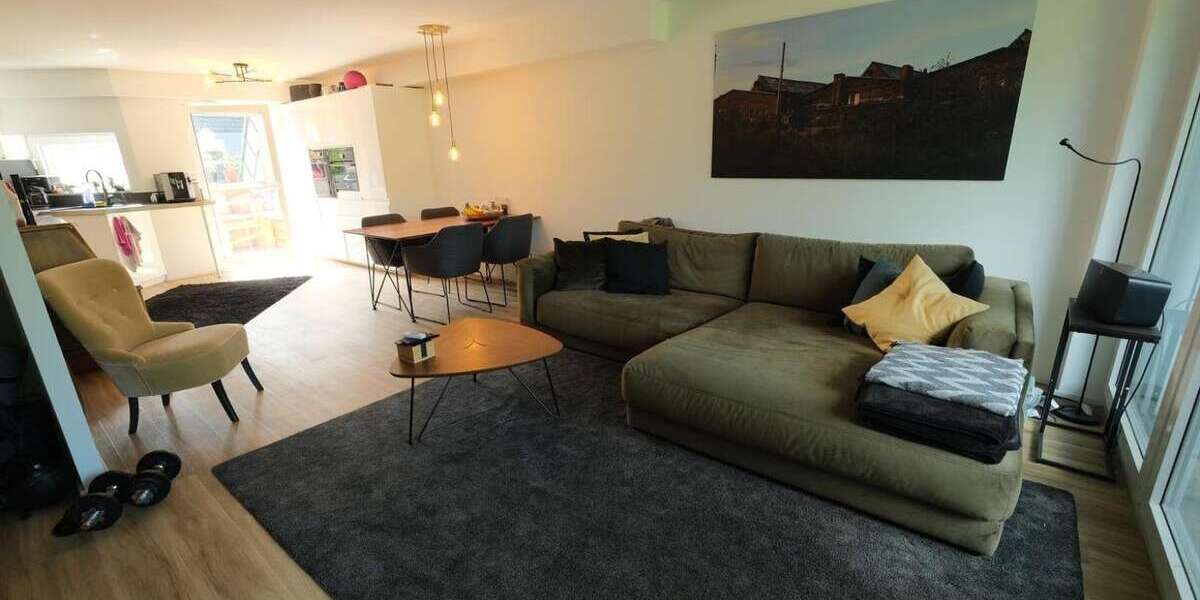 Etagenwohnung Köln Nippes - 3 Zimmer, 76 m&sup2;, 1.425&euro; | Angebot:26363543