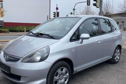 Honda Jazz 160.000 km 2.990 &euro; Herford 32049