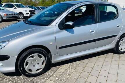 Peugeot 206 131.000 km 2.350 &euro; Bad Krozingen 79189