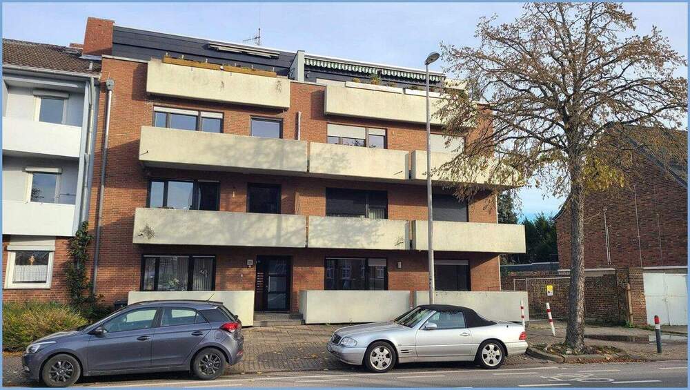 Bezugsfreie 4-Zimmer-Wohnung mit zwei angebundenen Kelleräumen nähe Annakirmesplatz 4 zimmer