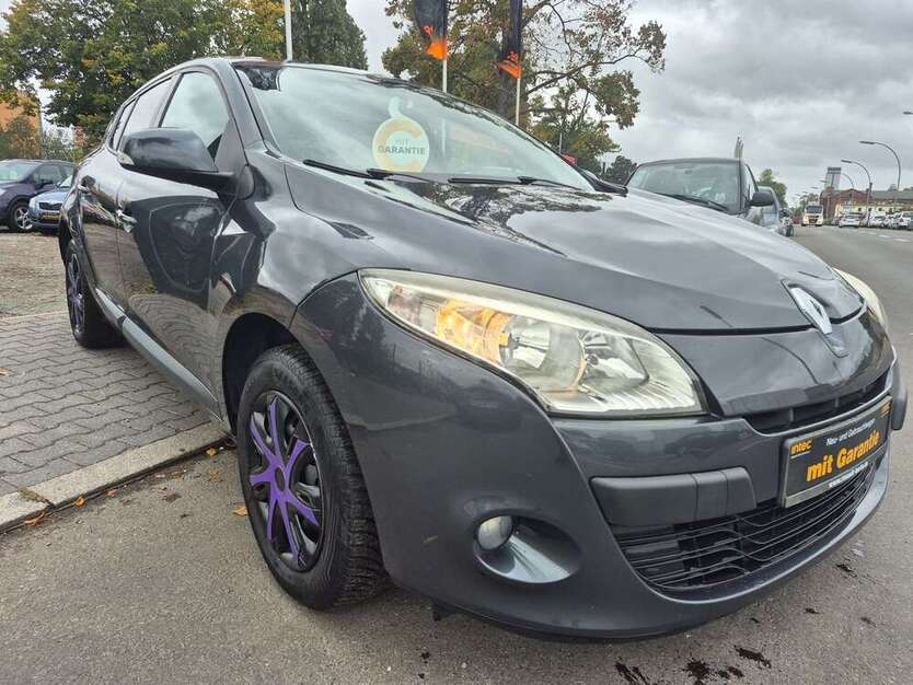 Renault Megane 88.000 km 3.999 € Berlin 13597
