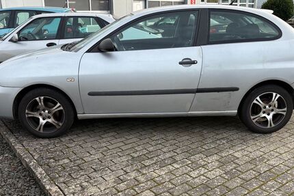 Seat Ibiza 174.900 km 1.490 &euro; Kastellaun 56288