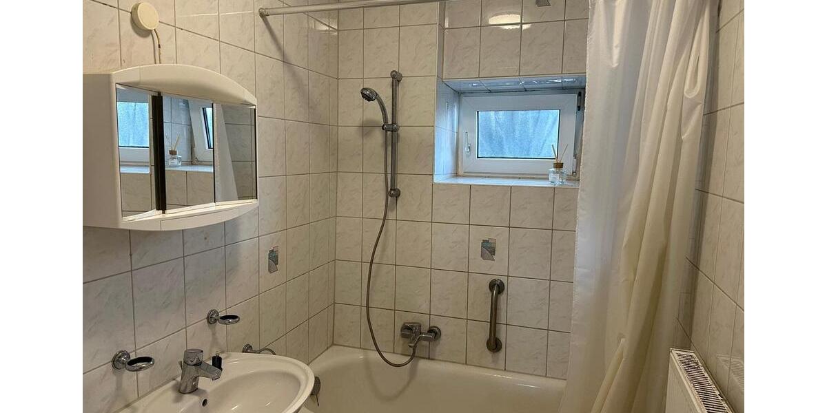 Erdgeschoßwohnung Hanau Groß-Steinheim - 3 Zimmer, 73 m&sup2;, 1.100&euro; | Angebot:24781057