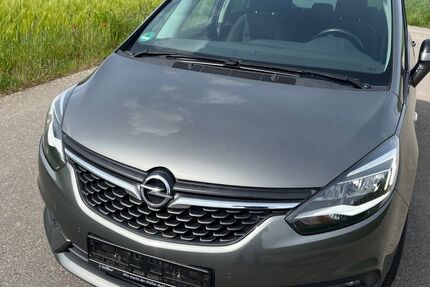 Opel Zafira Tourer 118.172 km 9.900 &euro; Aach 54298