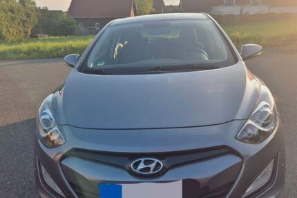 Hyundai i30 127.545 km 8.549 &euro; Höchstadt a.d.Aisch 91315