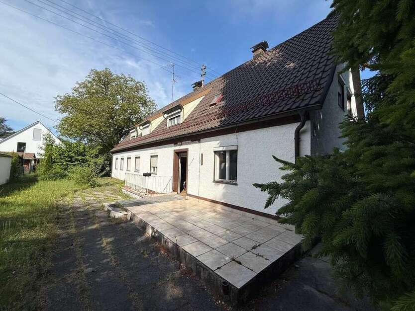 Haus zum Kaufen in Augsburg 670.000 € 157 m²