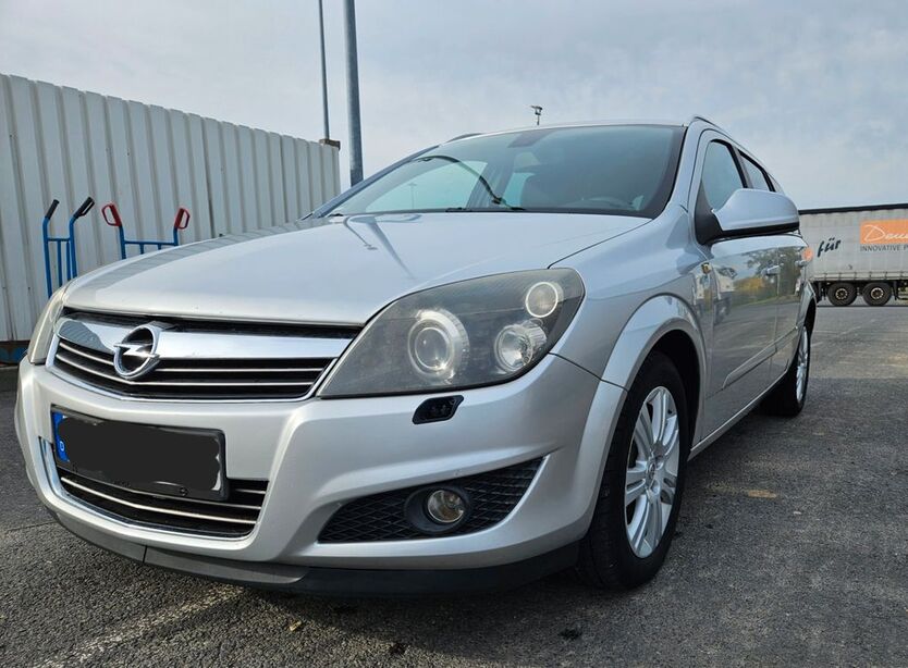 Opel Astra 144.000 km 3.600 € Rüsselsheim 65428