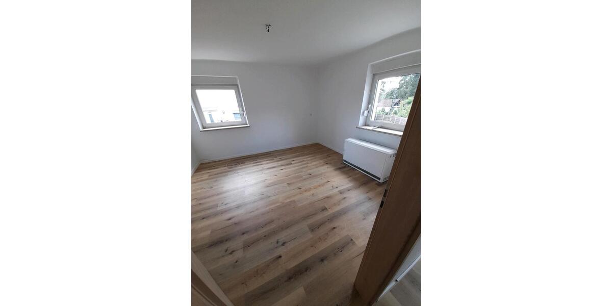 Erdgeschoßwohnung Lichtenfels - 3 Zimmer, 60 m&sup2;, 470&euro; | Angebot:26456232