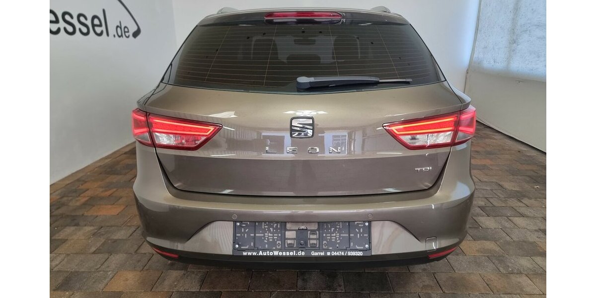 Seat Leon ST Style LED Navi DSG PDC 2.Hand 158.500 km 11.450 &euro; Garrel 49681