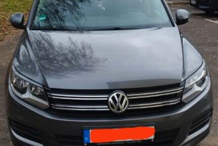 VW Tiguan 132.000 km 9.000 &euro; Mühlacker 75417