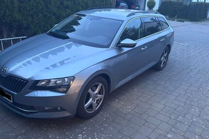 Skoda Superb 93.000 km 17.500 &euro; Biberach 88400