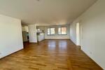 Etagenwohnung Nürtingen - 4.5 Zimmer, 125 m&sup2;, 1.550&euro; | Angebot:25991604