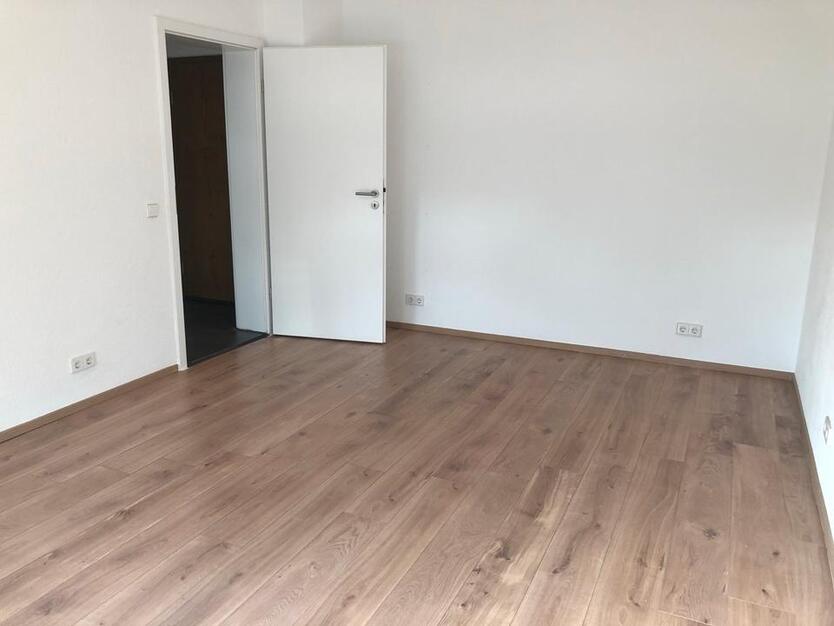 Wohnung Mietwohnung in Völklingen Wehrden mit Küche und Balkon