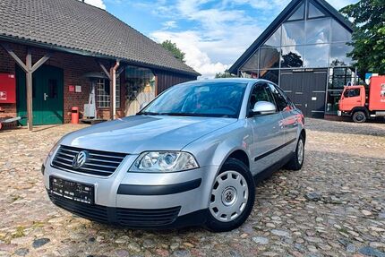 VW Passat 72.600 km 5.499 € Norderstedt 22844