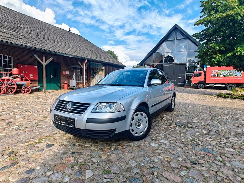 VW Passat 72.600 km 5.499 € Norderstedt 22844