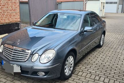 Mercedes-Benz 200 221.000 km 4.850 &euro; Voerde 46562