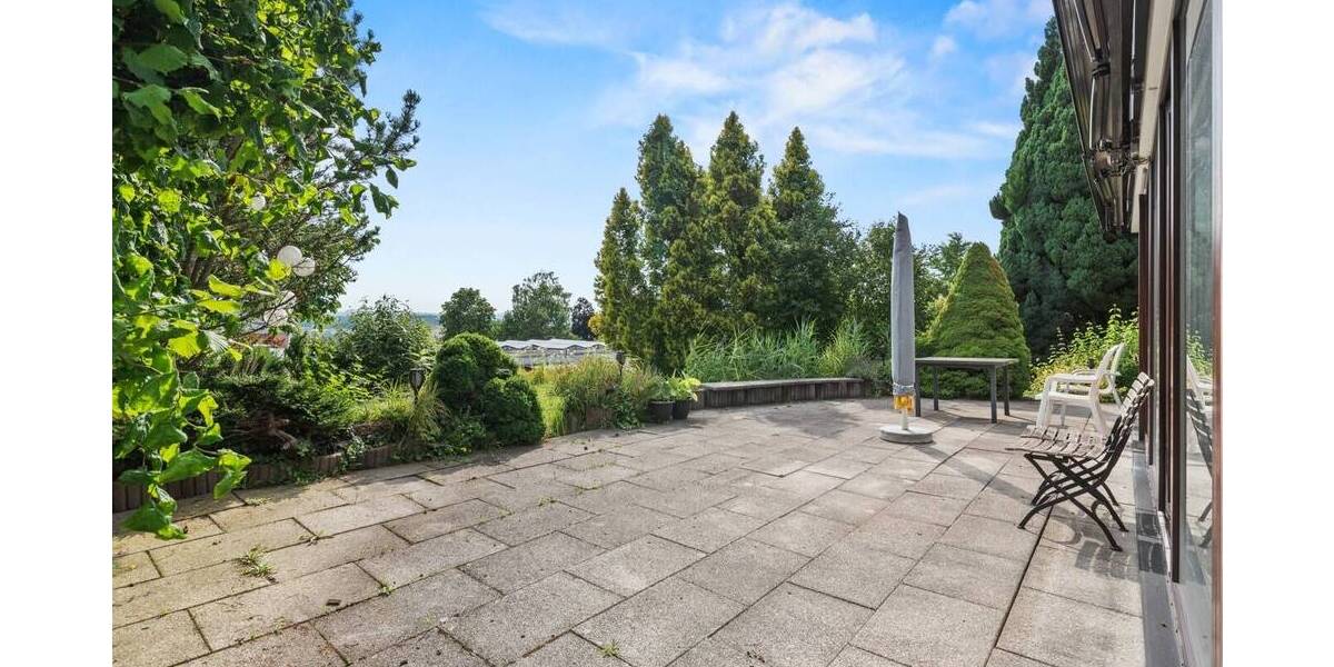 Einfamilienhaus Markdorf - 7 Zimmer, 230 m&sup2;, 855.000&euro; | Angebot:25679735