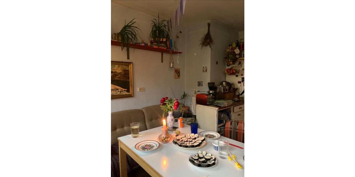 Dachgeschoßwohnung Halle (Saale) - 4 Zimmer, 90 m&sup2;, 631&euro; | Angebot:25407102