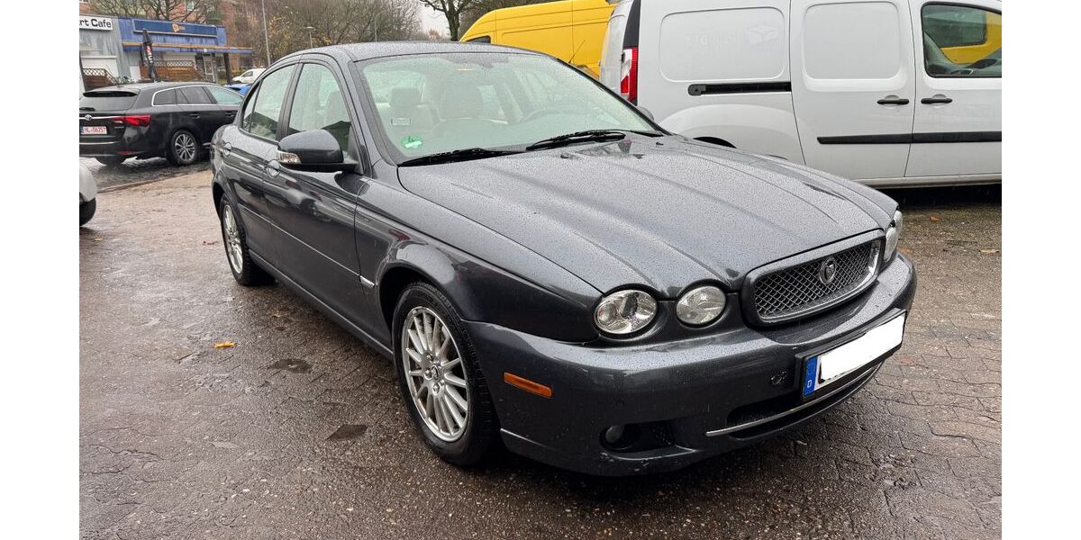 Jaguar X-Type 99.193 km 6.290 &euro; Lübeck 23556