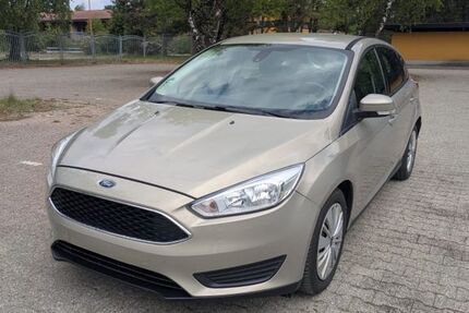 Ford Focus 190.000 km 5.200 &euro; Meppen 49716