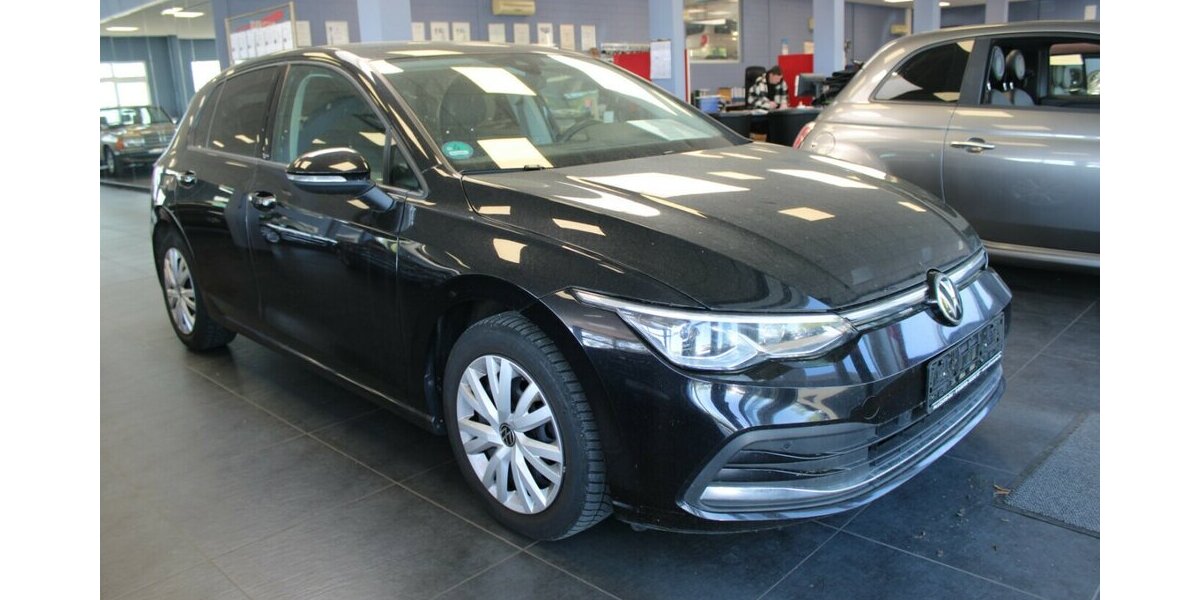 VW Golf 2.0 TDI SCR DSG Active 128.286 km 17.980 &euro; Euskirchen 53881