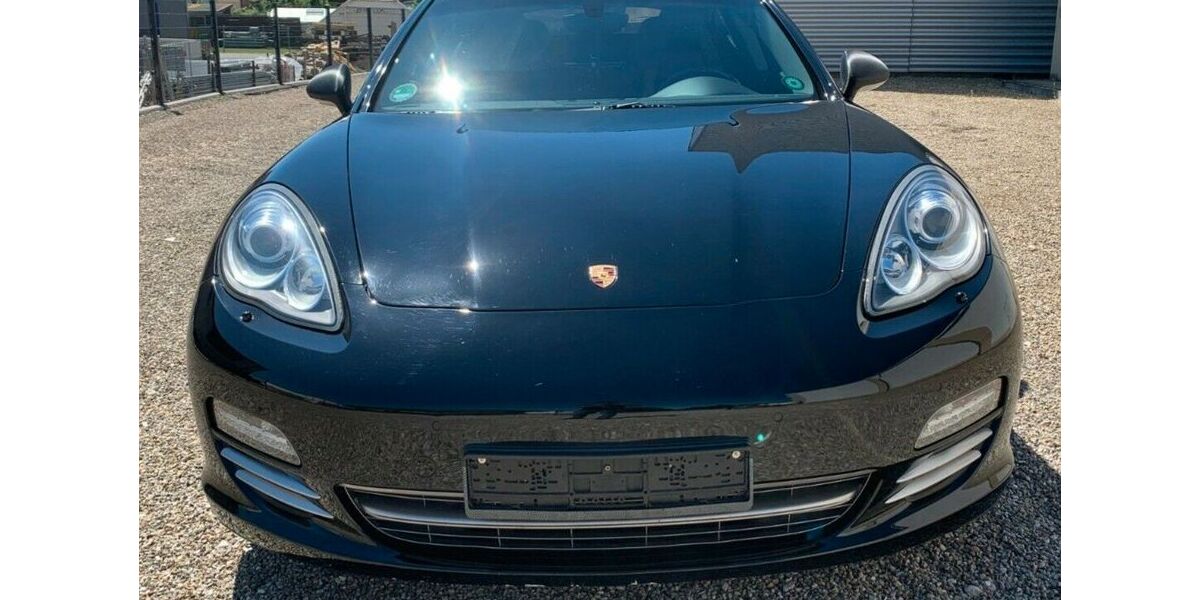 Porsche Panamera 218.000 km 20.750 &euro; Heidenheim 89522