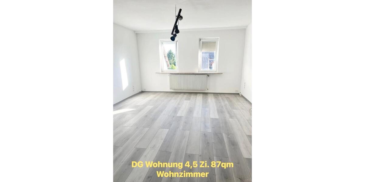 Dachgeschoßwohnung Neustadt bei Coburg - 4.5 Zimmer, 87 m&sup2;, 690&euro; | Angebot:25879216