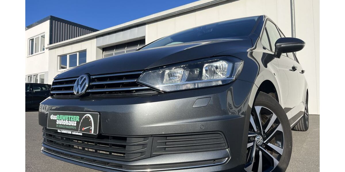 VW Touran 128.615 km 17.860 &euro; Marktredwitz 95615