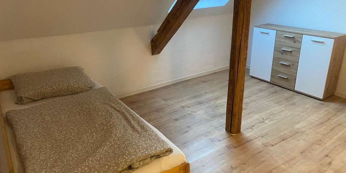 Einfamilienhaus Finnentrop - 8 Zimmer, 230 m&sup2;, 1.840&euro; | Angebot:26200930