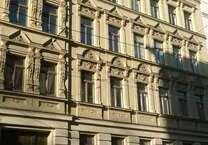 Wohnung zum Mieten in Halle 277 € 34.64 m²
