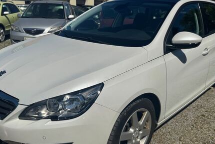 Peugeot 308 113.000 km 6.900 &euro; Großdubrau/Zschillichau 02694
