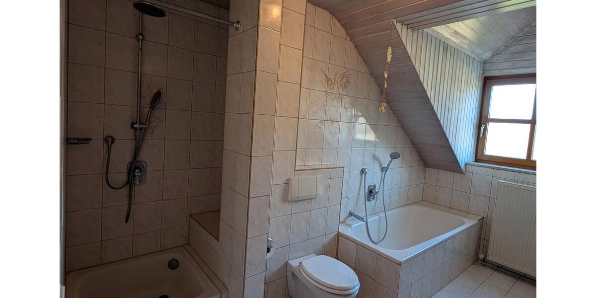 Dachgeschoßwohnung Dietfurt an der Altmühl - 3 Zimmer, 66 m&sup2;, 650&euro; | Angebot:26396919