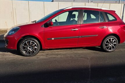 Renault Clio 161.200 km 2.799 &euro; Blankenhain 99444