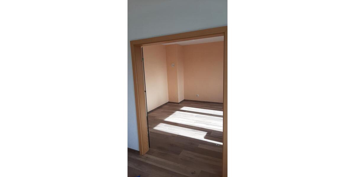 Etagenwohnung Grünhain-Beierfeld Beierfeld - 3 Zimmer, 59 m&sup2;, 45.000&euro; | Angebot:27228989