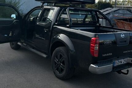 Nissan Navara 215.000 km 11.999 &euro; Bad Waldsee 88339