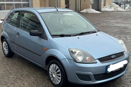 Ford Fiesta 182.000 km 2.200 &euro; Stade 21682