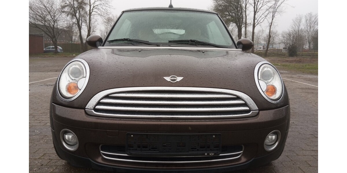 Mini Cooper 92.000 km 6.750 &euro; Emden 26721