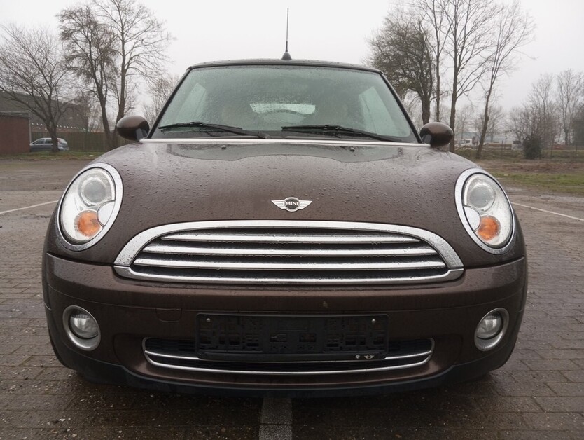 Mini Cooper 92.000 km 6.750 € Emden 26721