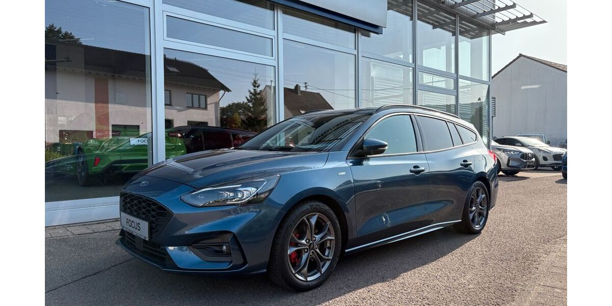 Ford Focus 45.300 km 18.900 &euro; Losheim am See 66679