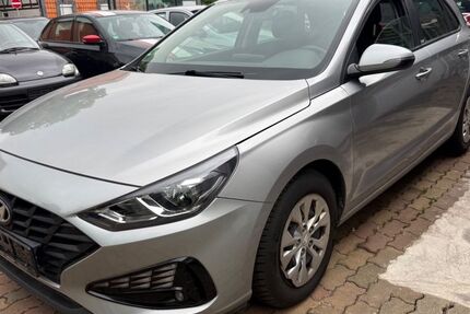 Hyundai i30 180.000 km 8.800 &euro; Wolfenbüttel (Halchter) 38304