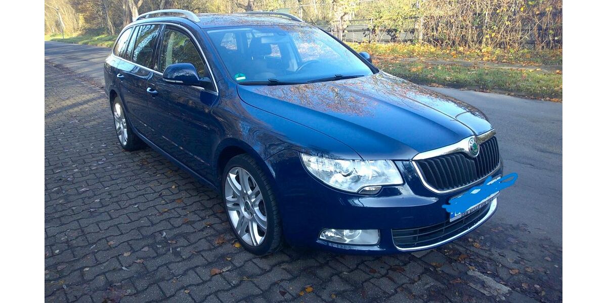 Skoda Superb 131.175 km 7.900 &euro; Bottrop 46238