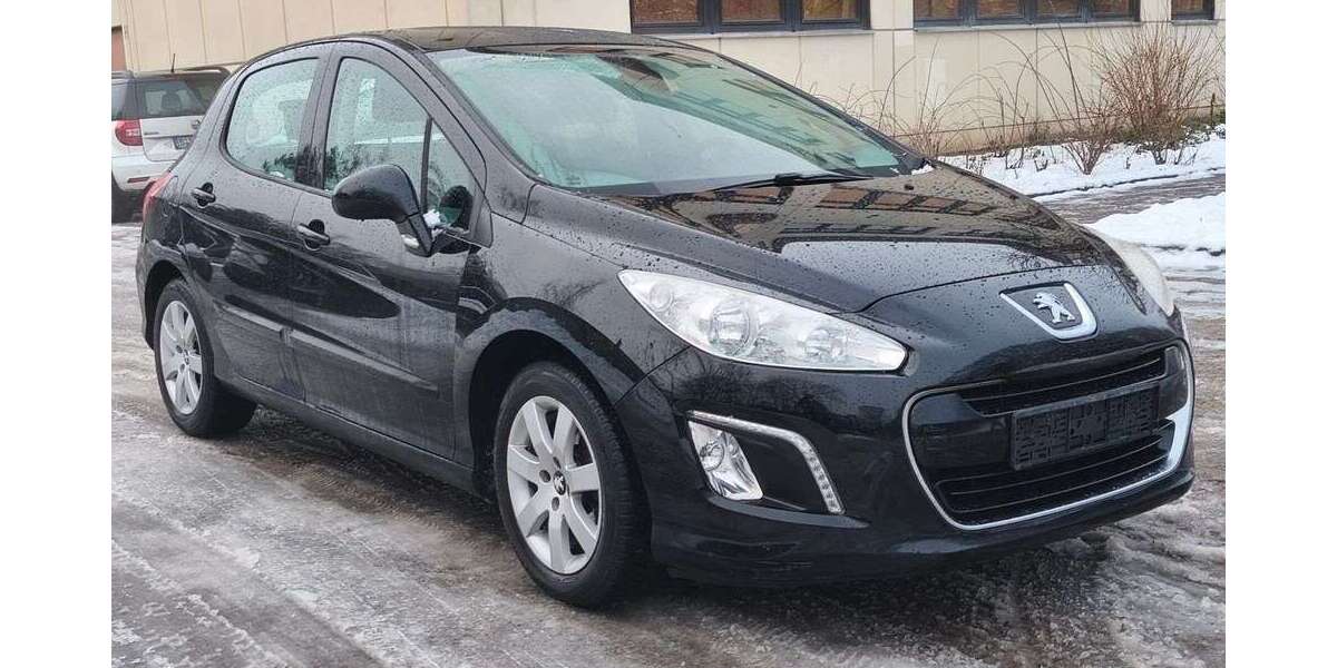 Peugeot 308 105.595 km 3.499 &euro; Berlin 12349