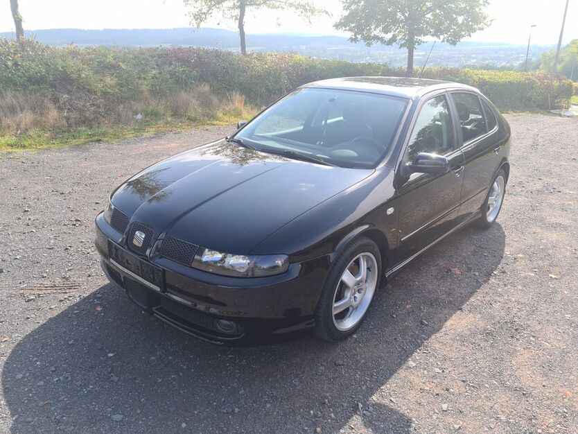 Seat Leon 123.000 km 8.990 € Bad Hersfeld 36251