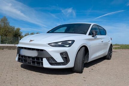 Cupra Leon 23.000 km 32.250 &euro; Tübingen 72074