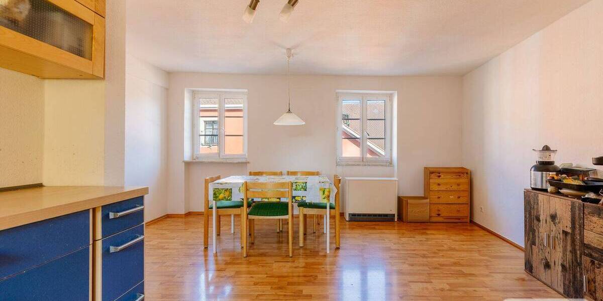 Mehrfamilienhaus, Wohnhaus Kenzingen - 1 Zimmer, 280 m&sup2;, 620.000&euro; | Angebot:26704046