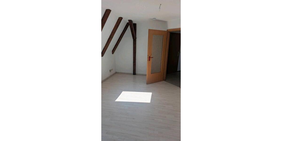 Dachgeschoßwohnung Olbernhau - 2 Zimmer, 38 m&sup2;, 226&euro; | Angebot:26385255
